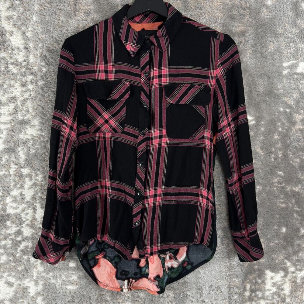 Guess Womens Size XS Plaid Floral Button Shirt Pink Black Long Sleeve Button